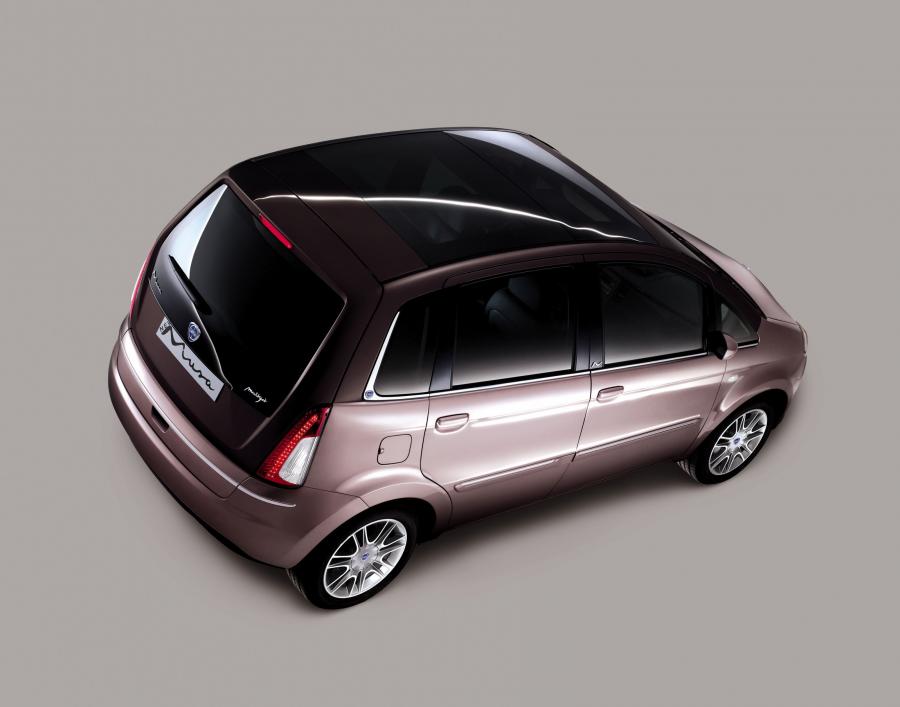  Lancia Musa 2007 года  (фото 70 из 86)